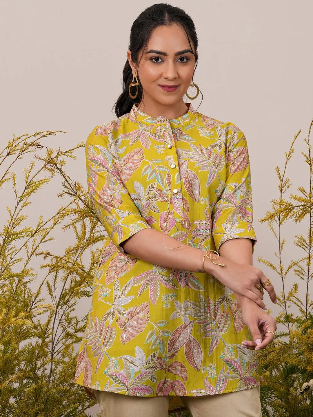 37077_1-1.webp Yellow Printed Silk Blend A-Line Kurti - Image 1