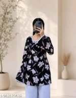Women's Maroon Floral Print Short Kurti with Square Neck - Image 2
