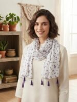 Women's Floral Printed Scarf with Tassel Detailing - Image 2